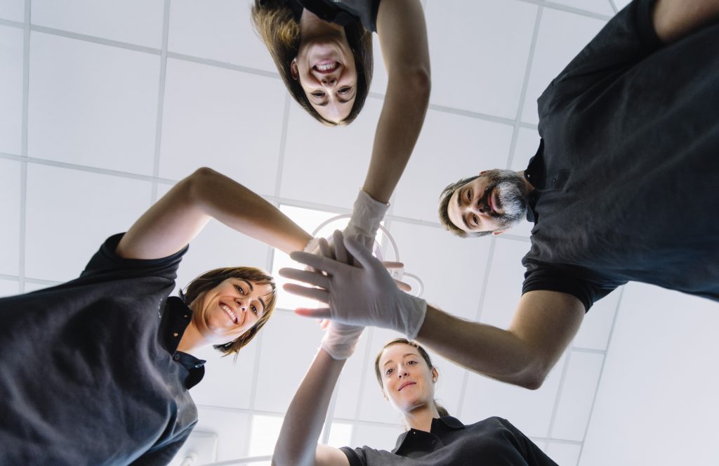 quản lý nhân sự nha khoa